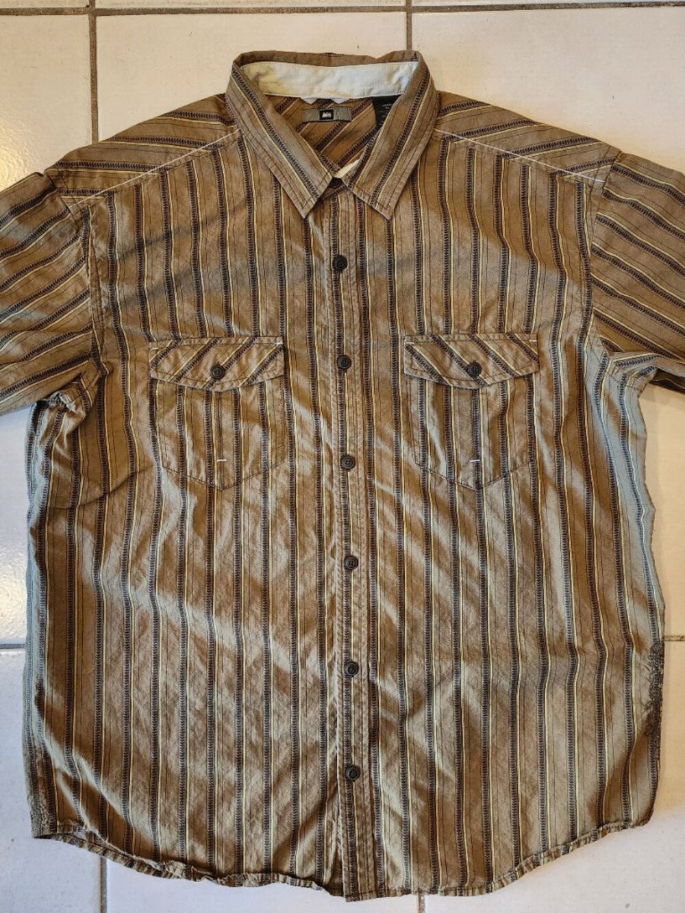 REI Organic Cotton Short Sleeved Shirt, Striped Brown, XL Embroidered Design